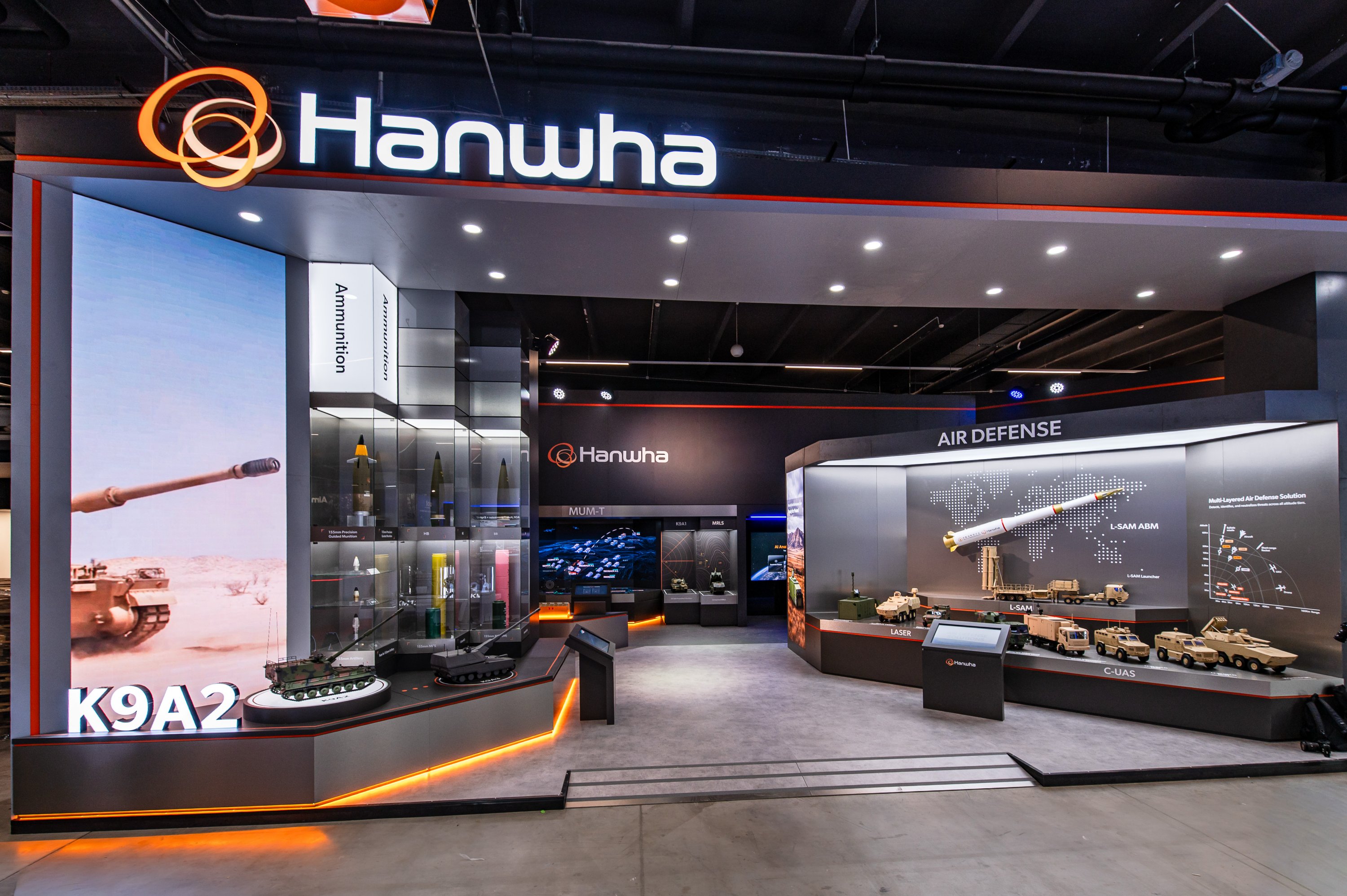Hanwha&Prime;s integrated booth at MSPO 2026